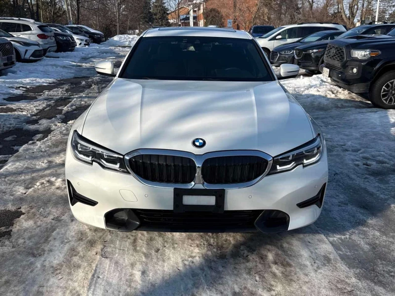 BMW 330 330i xDrive  CARFAX, снимка 6 - Автомобили и джипове - 53535001