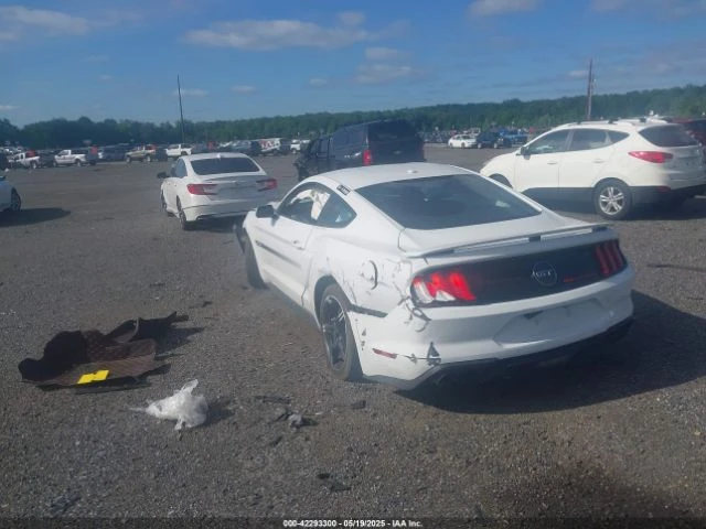 Ford Mustang FORD MUSTANG GT PREMIUM FASTBACK * АВТО КРЕДИТ *  - изображение 6