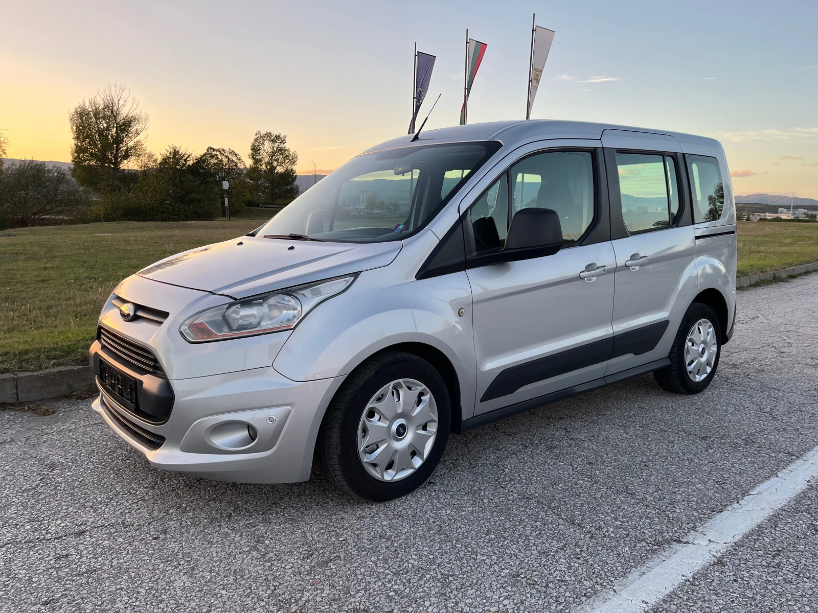 Ford Connect 1.6 Turbo Avtomatik - изображение 2