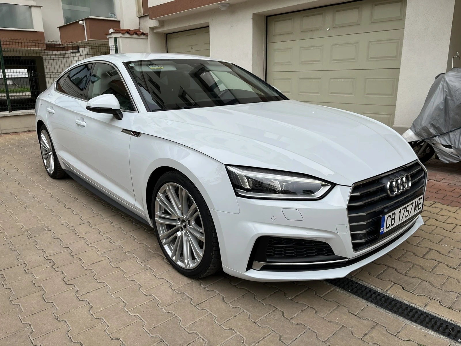 Audi A5 Audi A5 sportback G-tron S-line - изображение 3