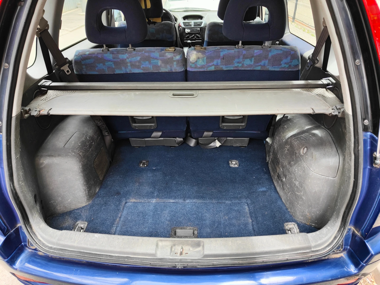 Mitsubishi Space runner  - изображение 10