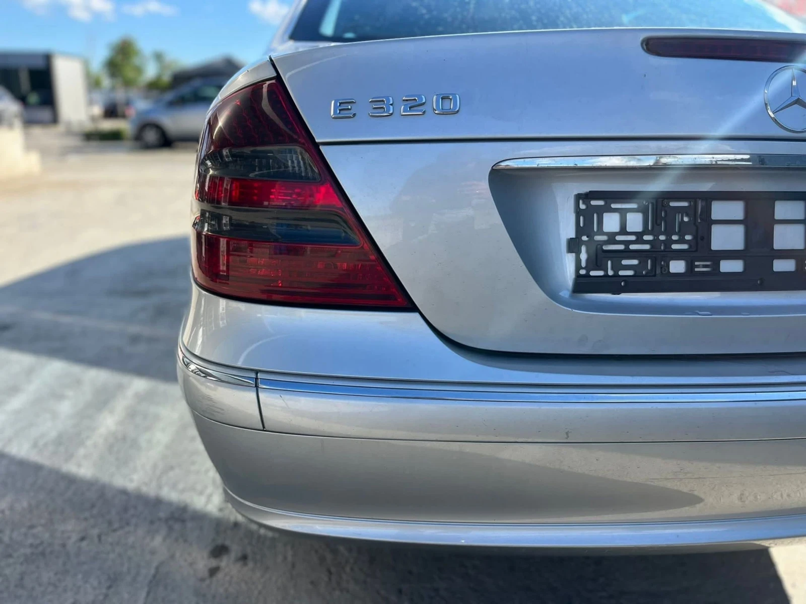 Mercedes-Benz E 320 648 - изображение 9