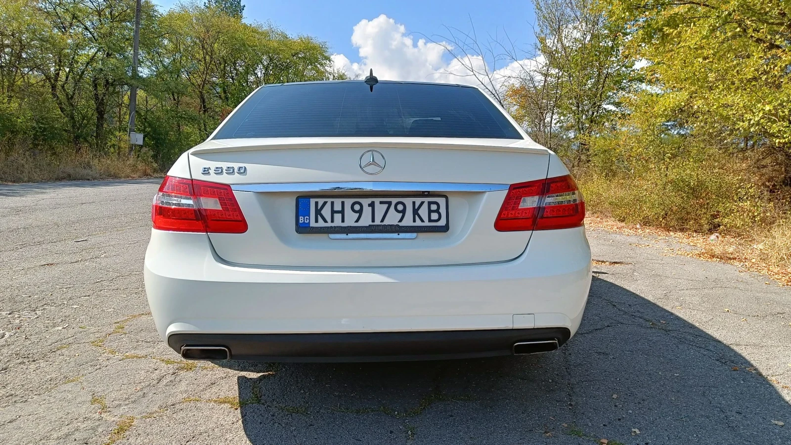 Mercedes-Benz E 500  - изображение 5