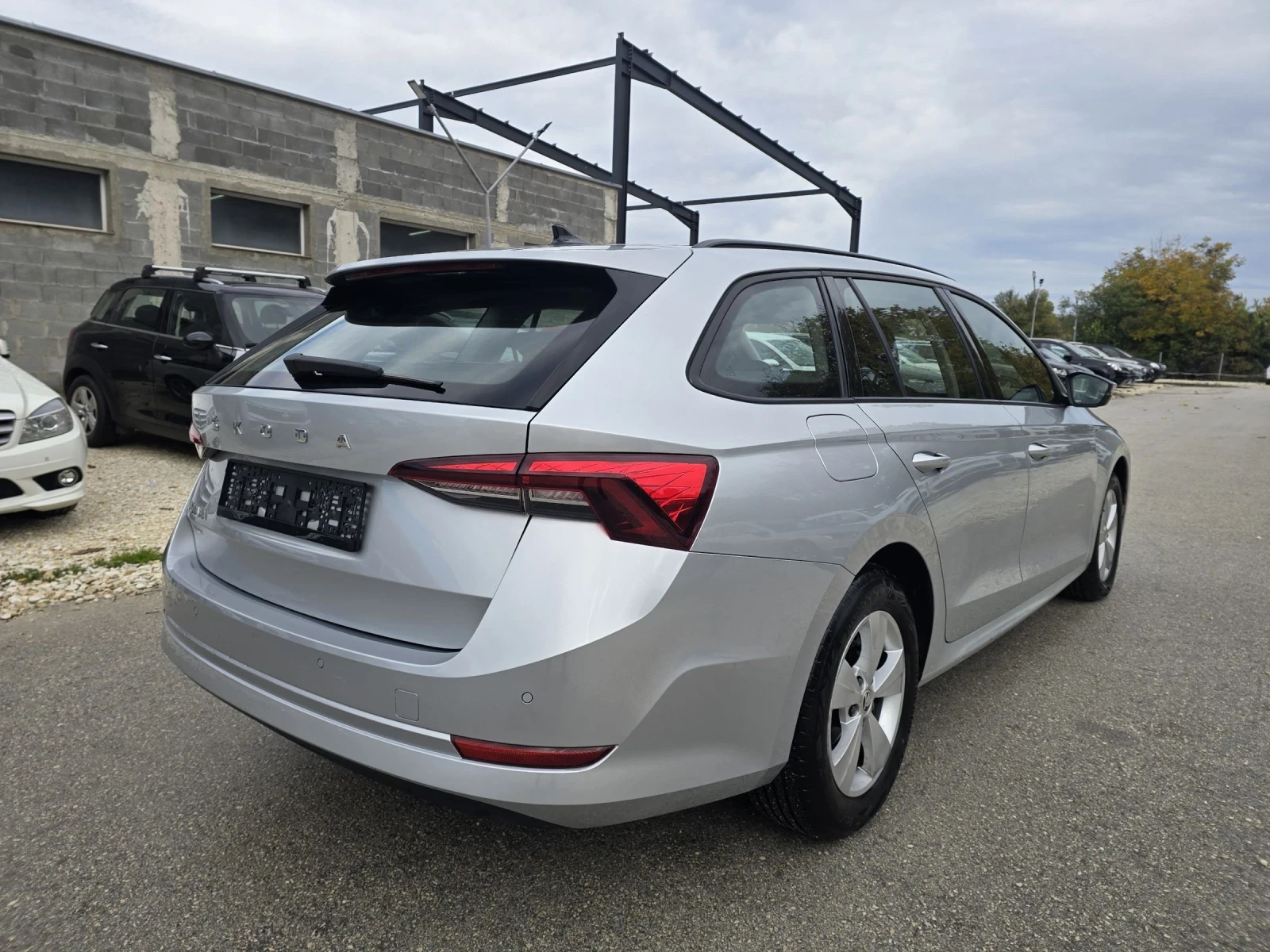 Skoda Octavia 2.0tdi 150к.с Топ състояние  - изображение 3