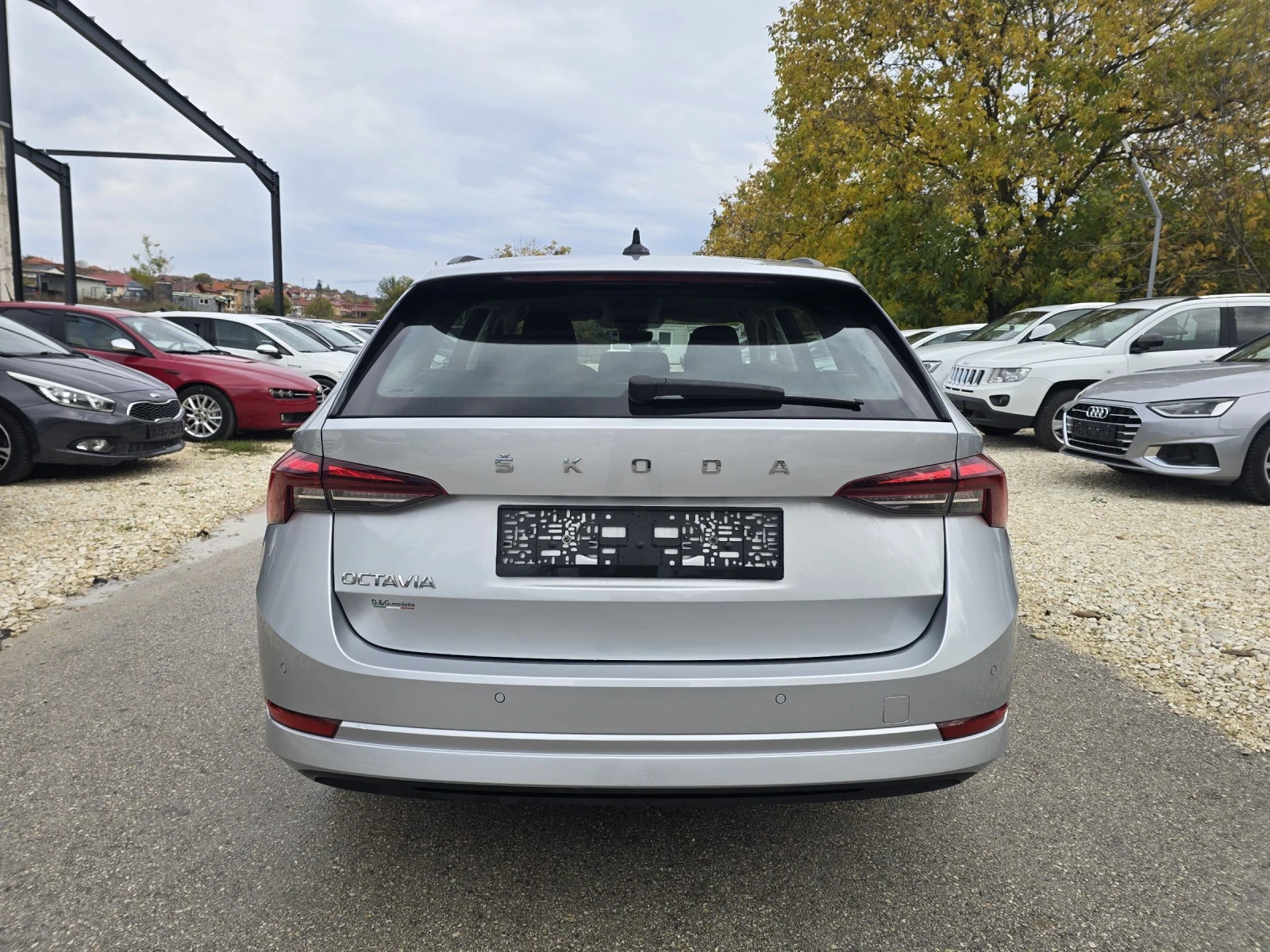 Skoda Octavia 2.0tdi 150к.с Топ състояние  - изображение 6