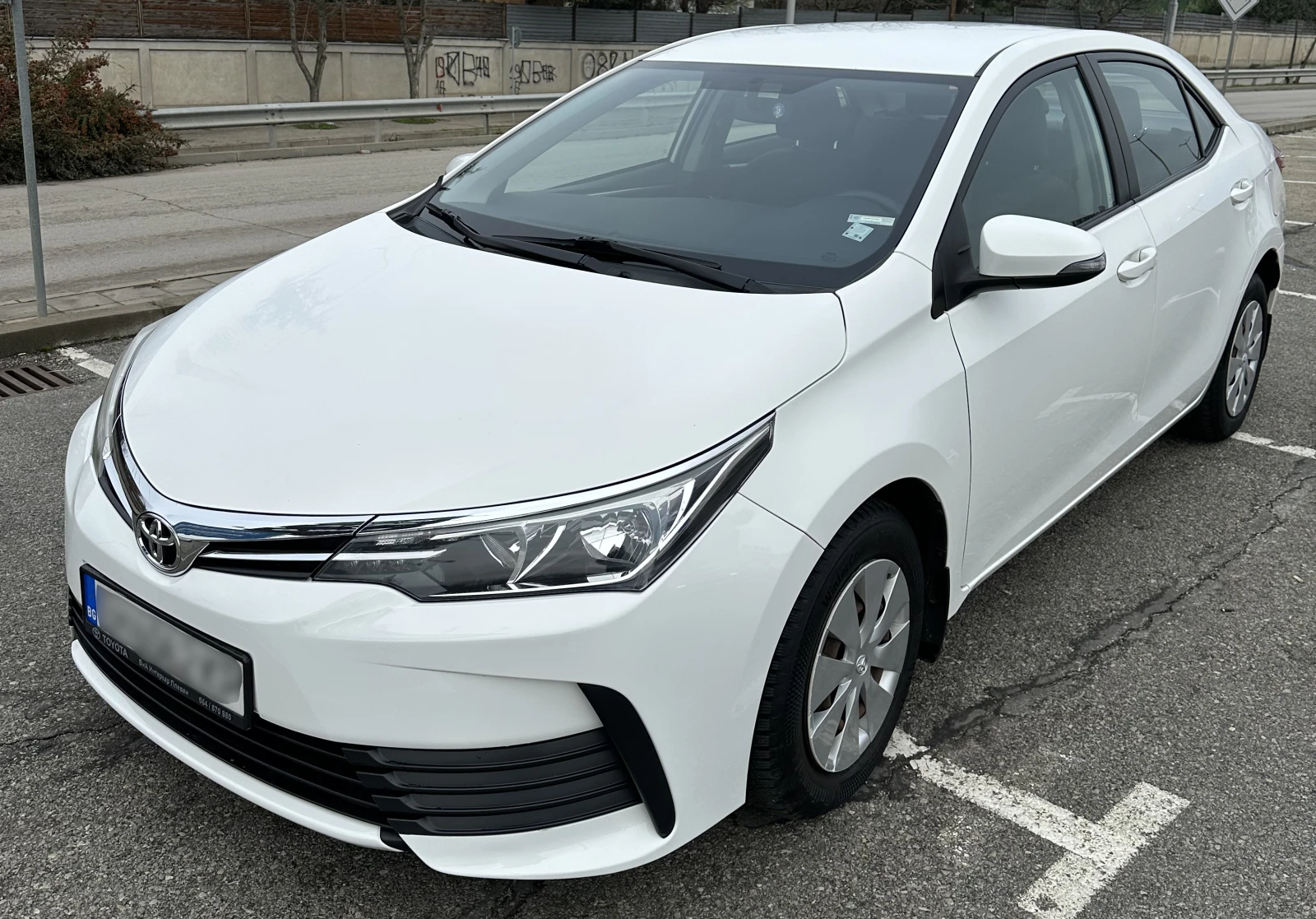 Toyota Corolla 1.6 ����� | Mobile.bg � ����������� 8