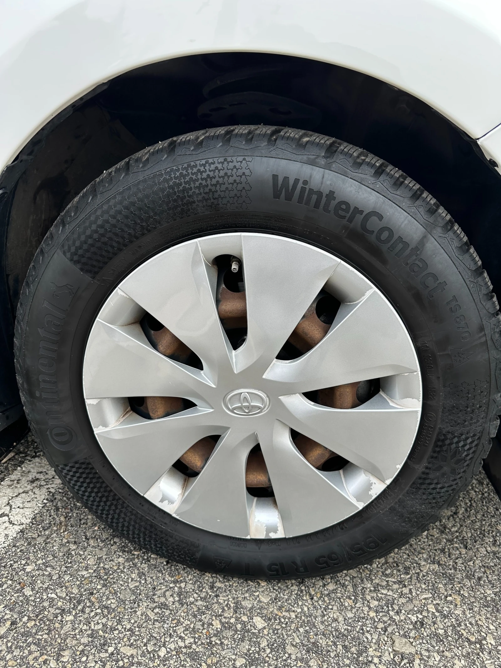 Toyota Corolla 1.6 ����� | Mobile.bg � ����������� 17