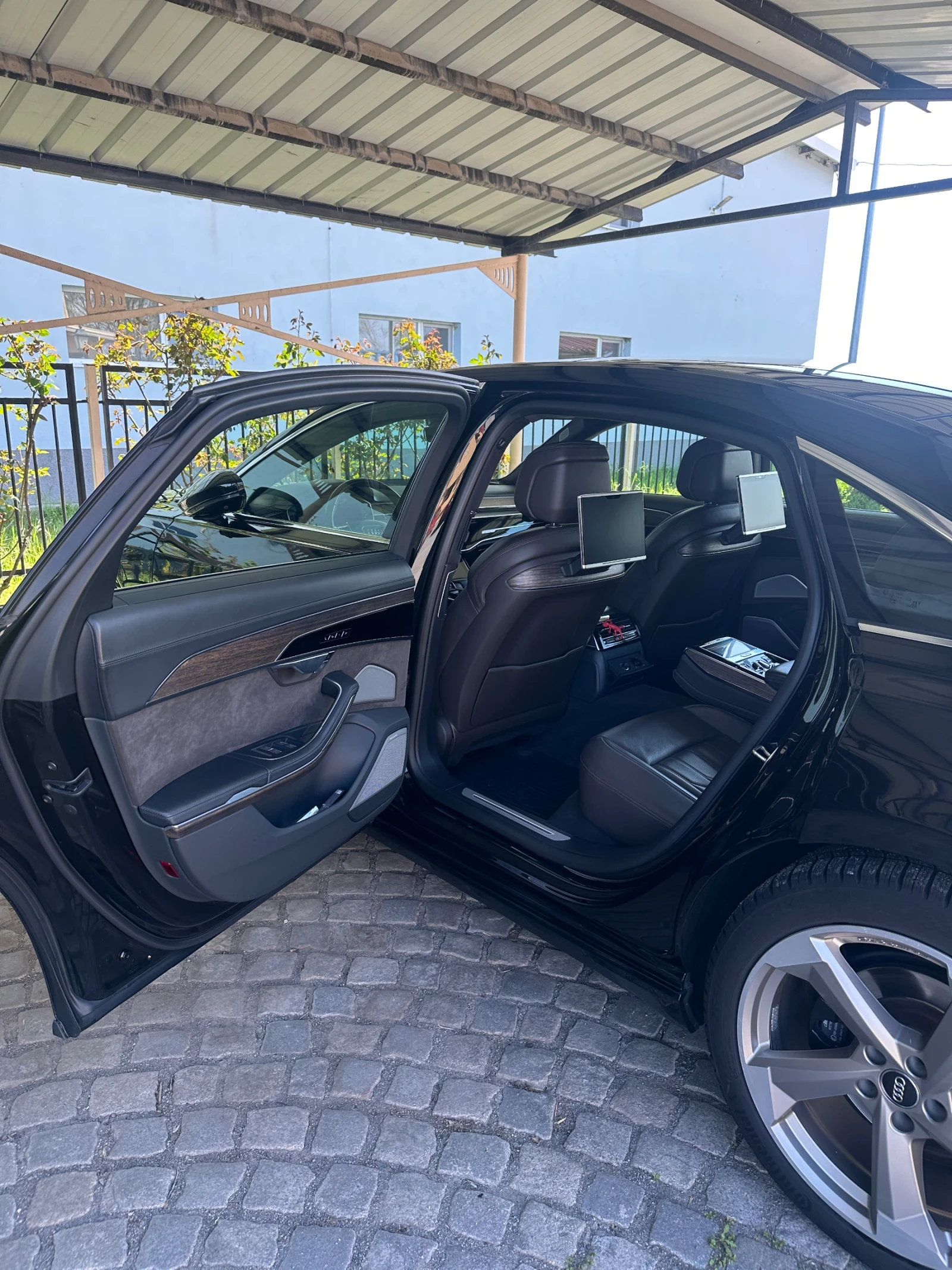 Audi A8 Matrix | HUD | PANO| TV| SOFTCLOSE| B&O | Mobile.bg � ����������� 11