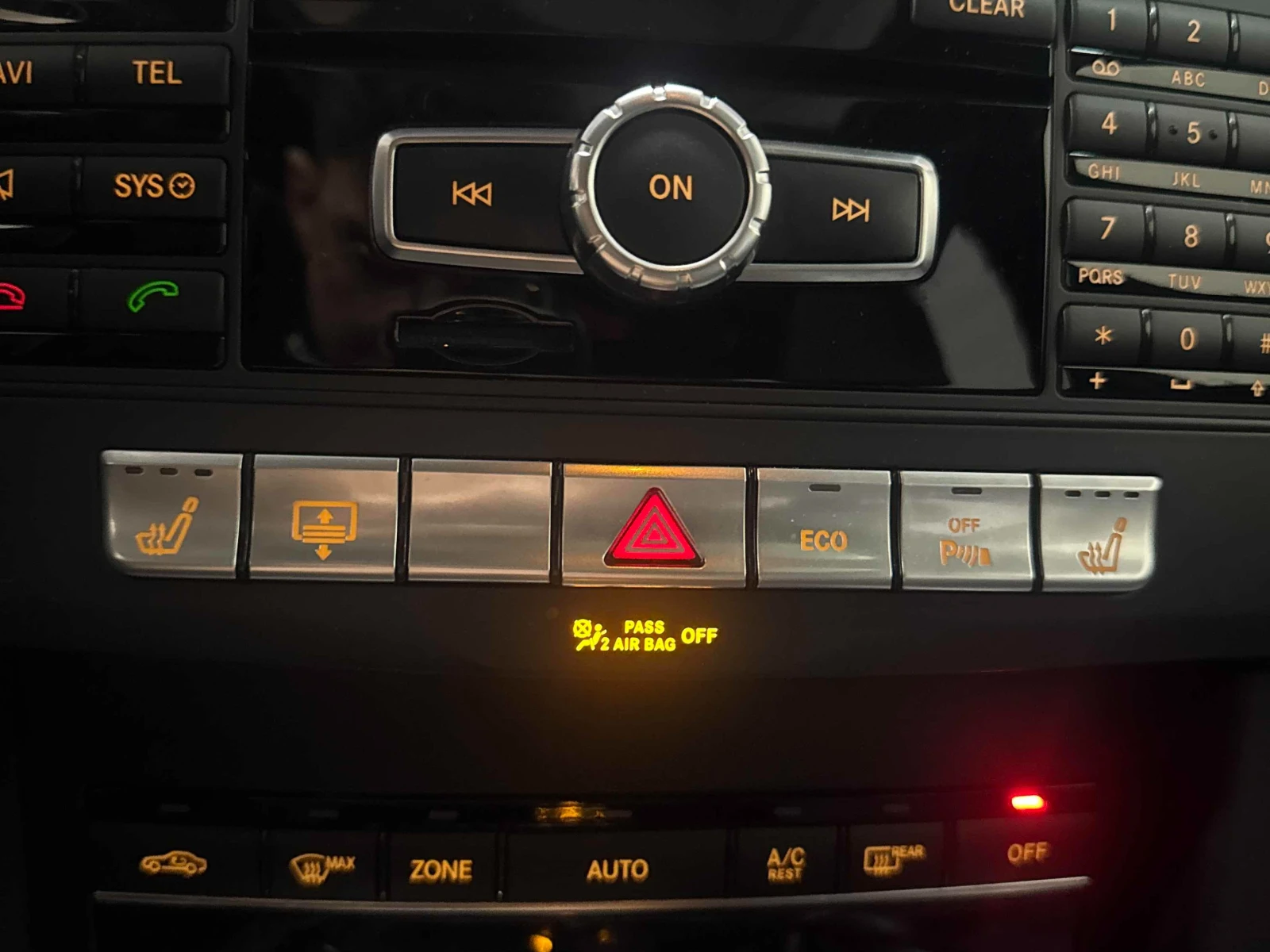 Mercedes-Benz E 250 BlueTEC * * CARFAX * * ���� ������ * *  | Mobile.bg � ����������� 11