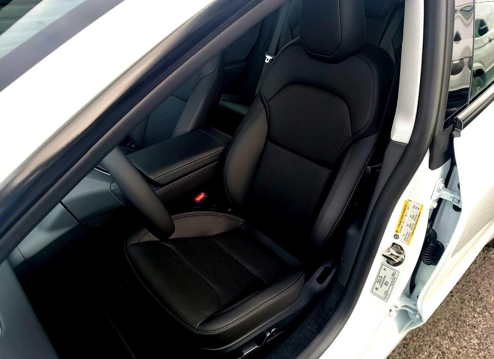 Tesla Model 3 Long Range Dual Motor / Нов автомобил, снимка 9 - Автомобили и джипове - 53766148