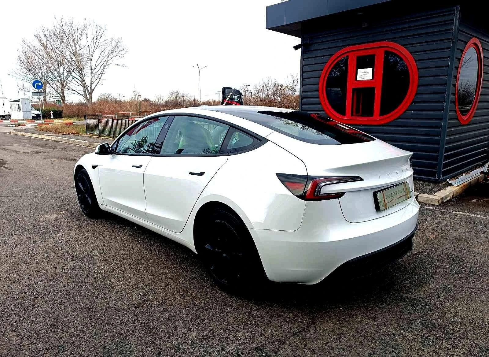 Tesla Model 3 Long Range Dual Motor / Нов автомобил, снимка 3 - Автомобили и джипове - 53766148