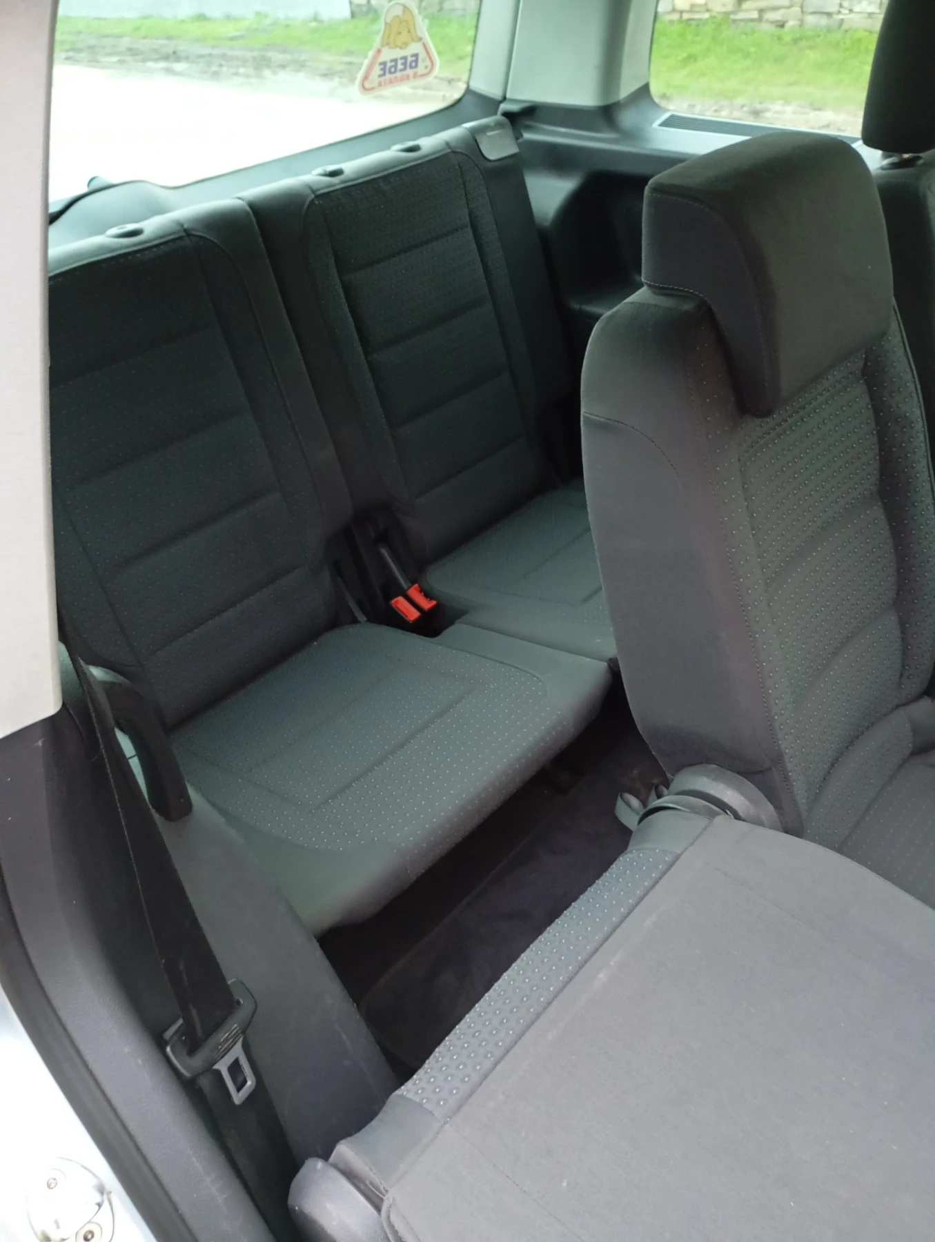 VW Touran, снимка 9 - Автомобили и джипове - 53933993