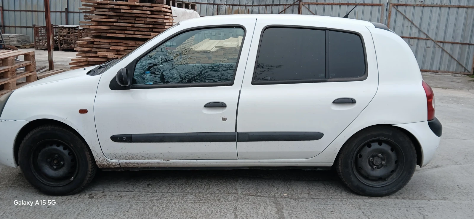 Renault Clio 1.2, снимка 2 - Автомобили и джипове - 53996126