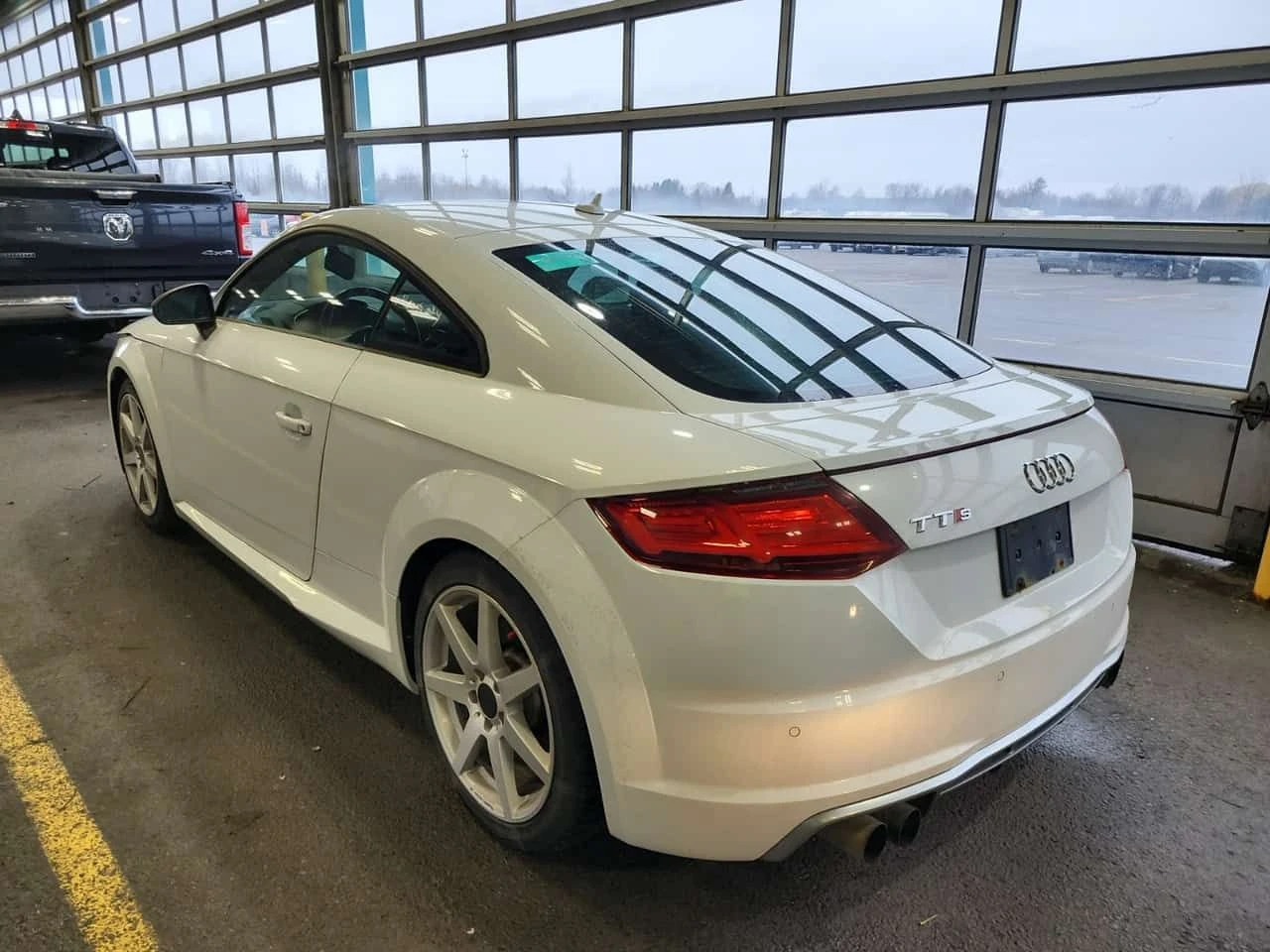 Audi Tt * 2.0T * CARFAX * ЦЕНА ДО БГ, снимка 4 - Автомобили и джипове - 54215998