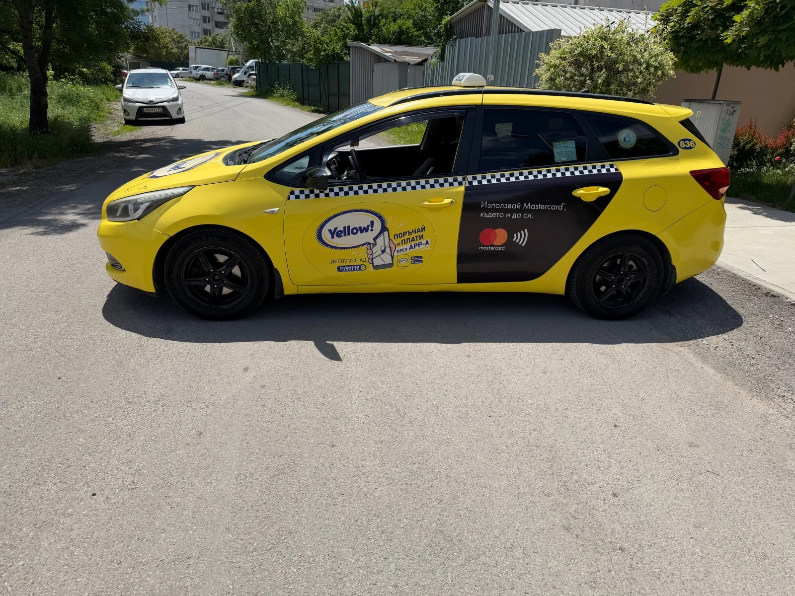 Kia Ceed 1.4 , снимка 3 - Автомобили и джипове - 54667638