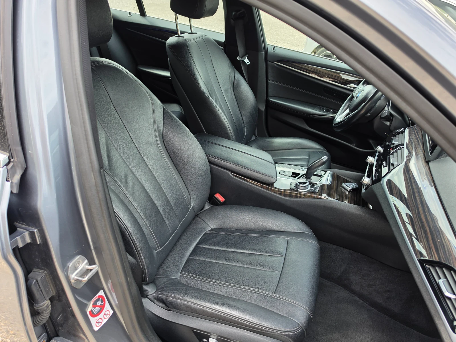 BMW 520 2.0d, снимка 9 - Автомобили и джипове - 54725157