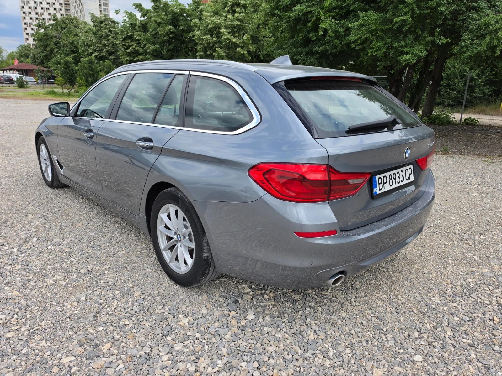 BMW 520 2.0d, снимка 4 - Автомобили и джипове - 54725157