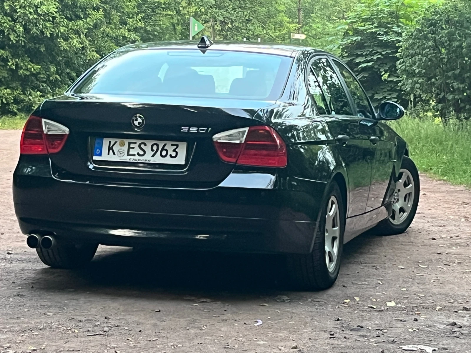 BMW 320 2.0i, снимка 3 - Автомобили и джипове - 54735646