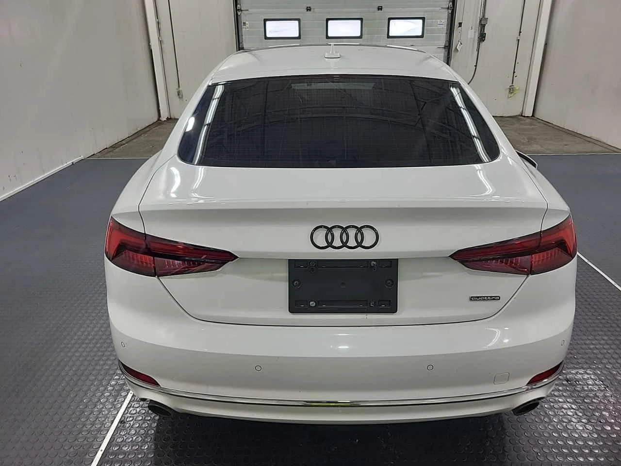 Audi A5 * PREMIUM * CARFAX * ЦЕНА ДО БГ, снимка 5 - Автомобили и джипове - 54738380