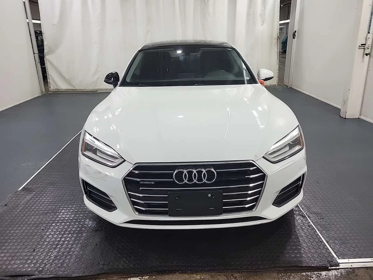 Audi A5 * PREMIUM * CARFAX * ЦЕНА ДО БГ, снимка 2 - Автомобили и джипове - 54738380