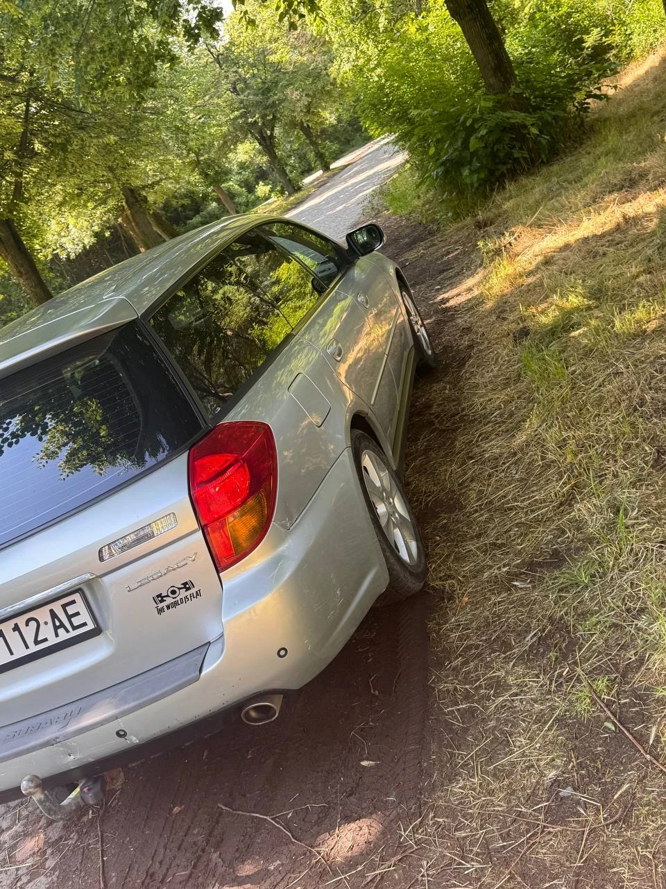 Subaru Legacy 2.5, снимка 8 - Автомобили и джипове - 54794006