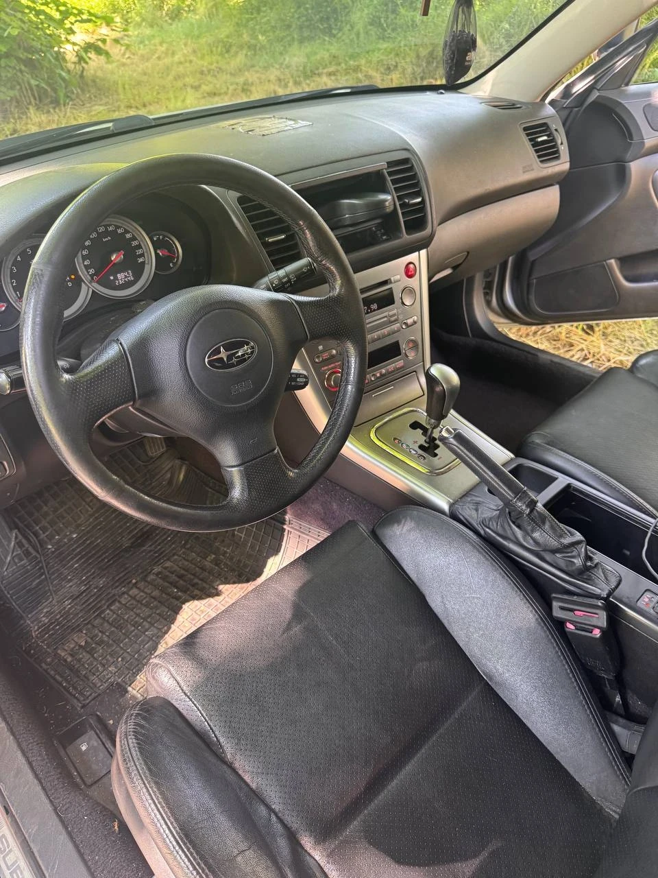 Subaru Legacy 2.5, снимка 9 - Автомобили и джипове - 54794006
