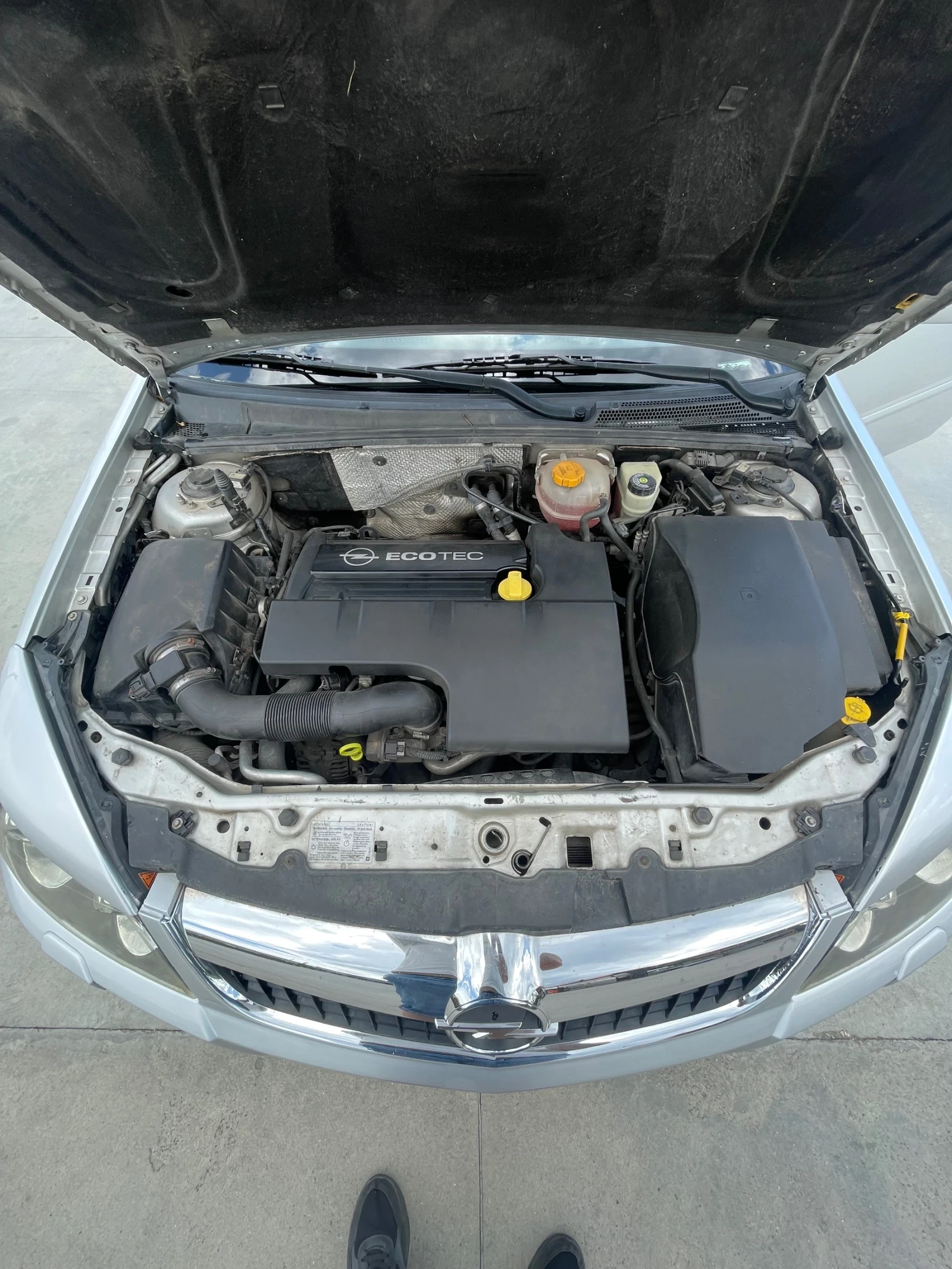Opel Vectra C GTS, снимка 11 - Автомобили и джипове - 54810933