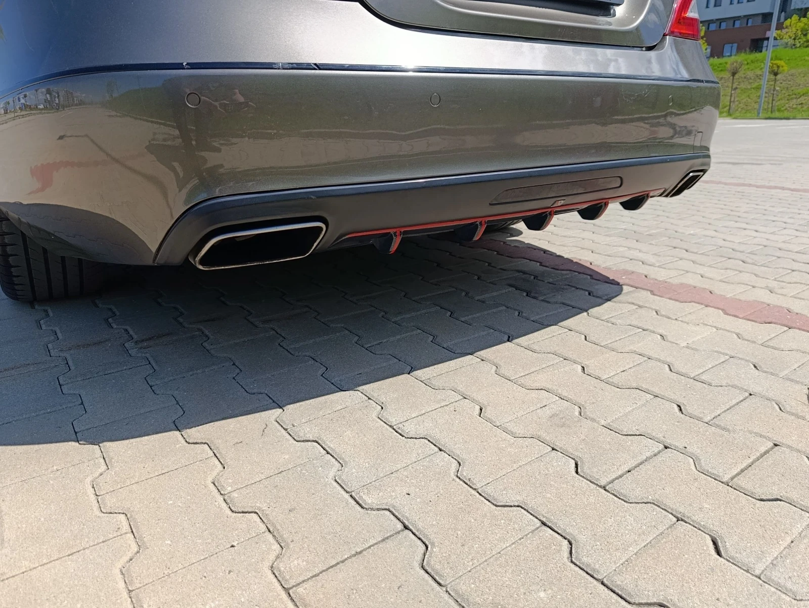 Mercedes-Benz CLS 350 AMG | Вентилирани седалки | Ambient | CarPlay | LE, снимка 16 - Автомобили и джипове - 54987093