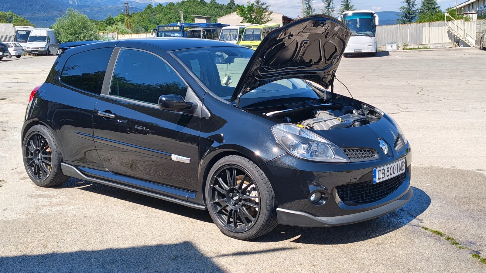 Renault Clio Sport 197, снимка 2 - Автомобили и джипове - 55229073