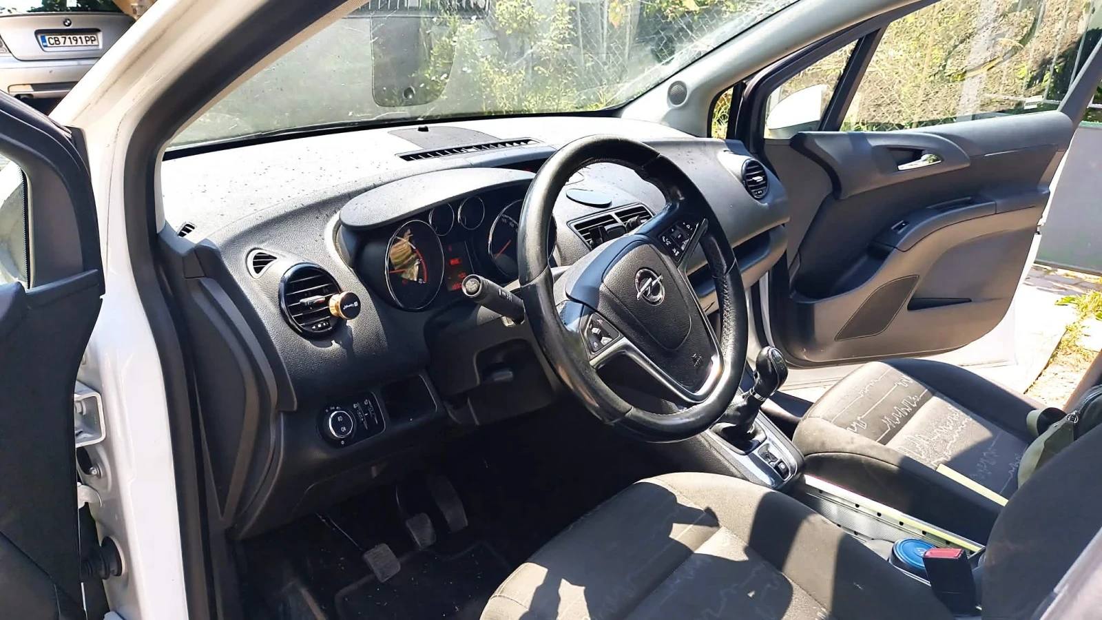 Opel Meriva, снимка 6 - Автомобили и джипове - 55326725