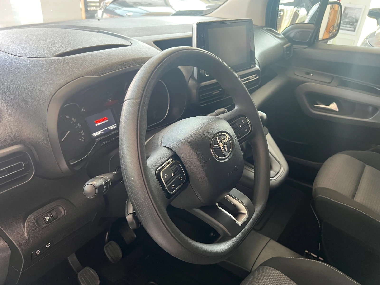 Toyota Proace City Verso L2 6+ 1 | Mobile.bg � ����������� 10