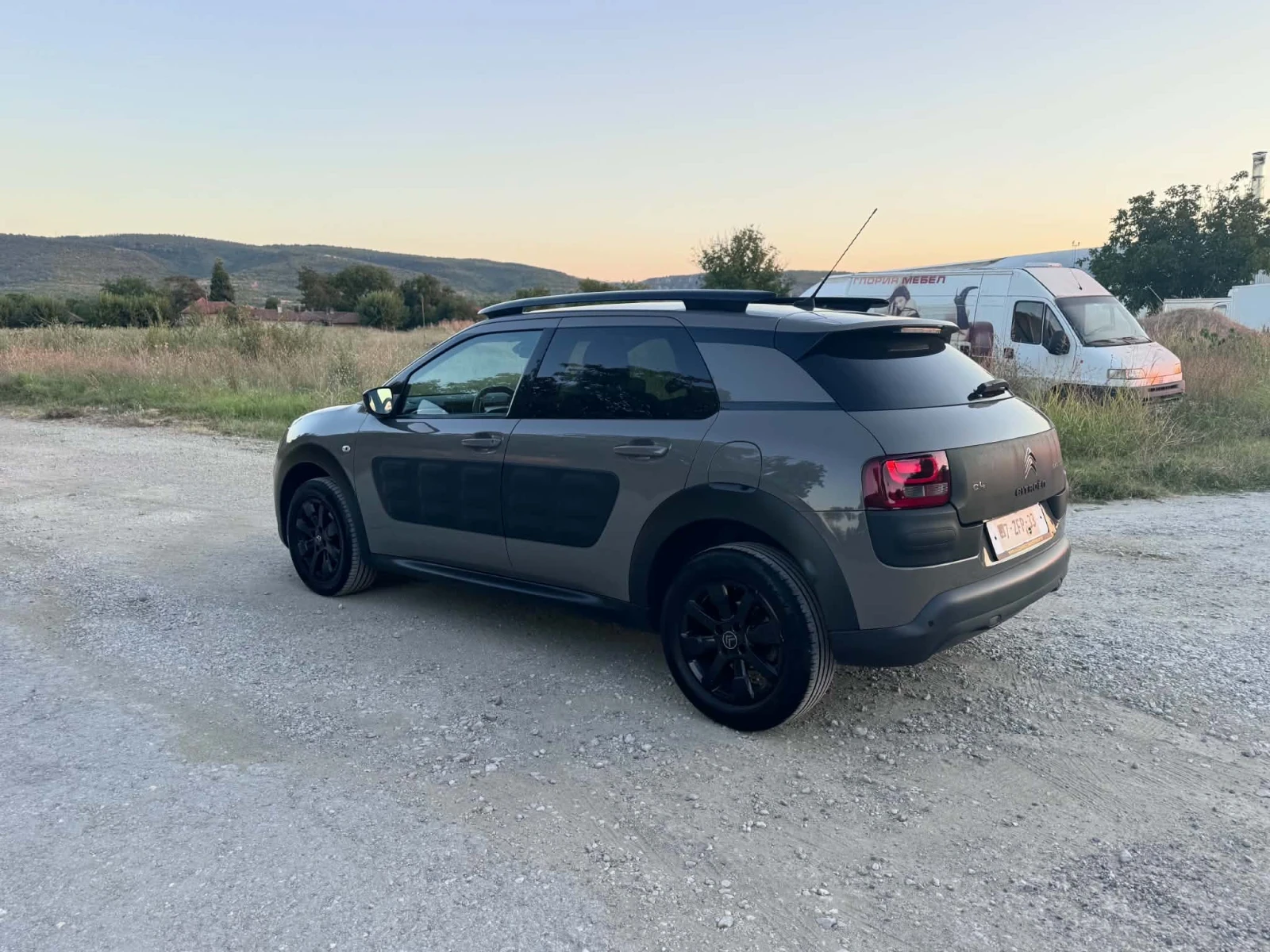 Citroen C4 Cactus, снимка 2 - Автомобили и джипове - 55755138