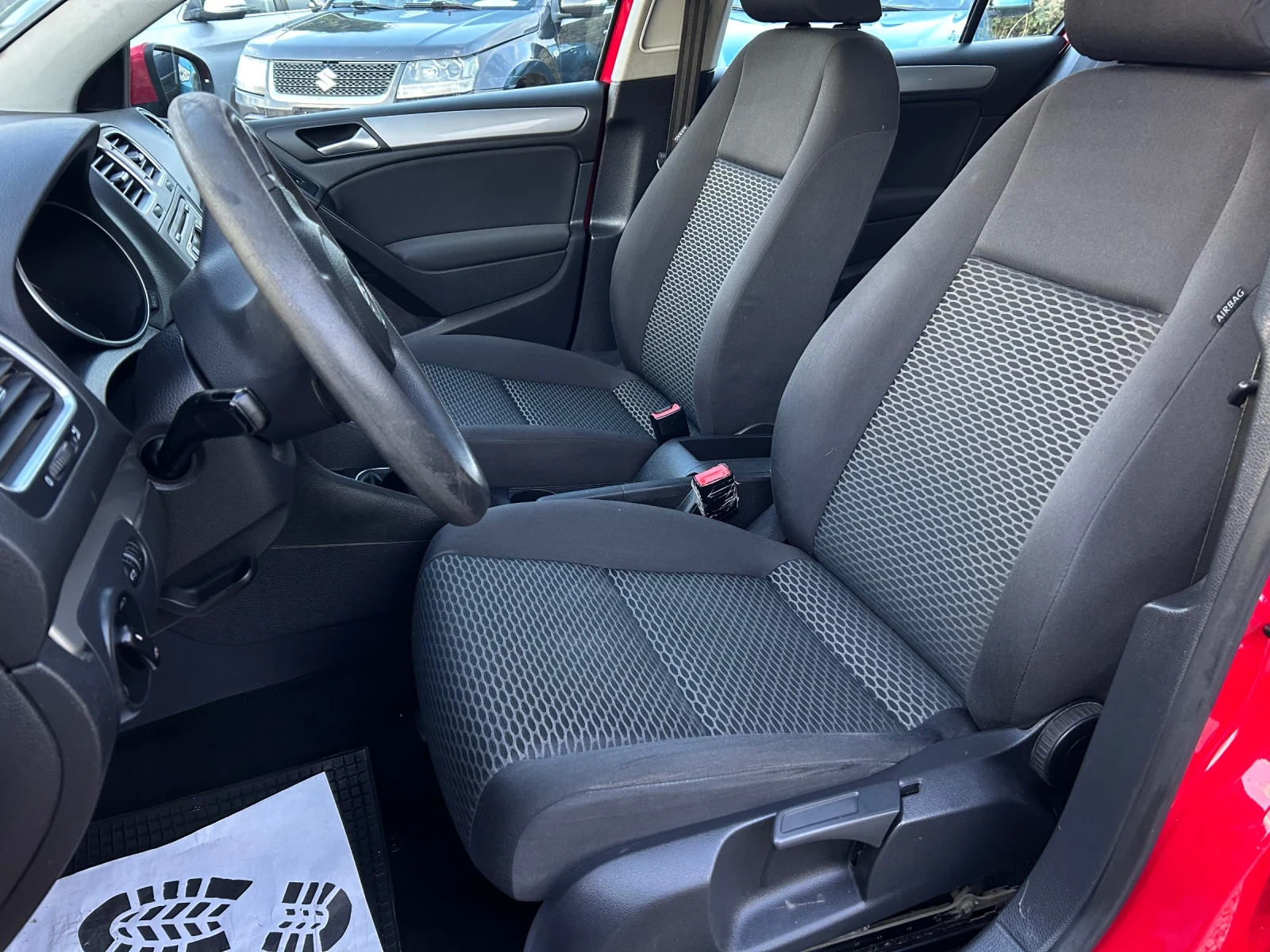 VW Golf VI 1.4 КЛИМАТРОНИК 80к.с, снимка 6 - Автомобили и джипове - 56074892