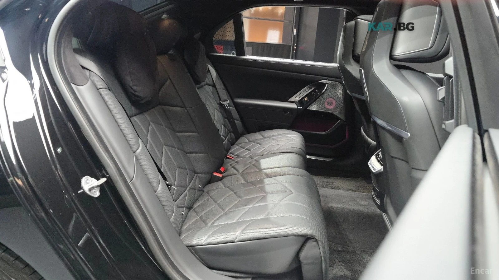 BMW i7 xDrive60| Pure Excellence| Executive Lounge| Theat, снимка 11 - Автомобили и джипове - 56096994