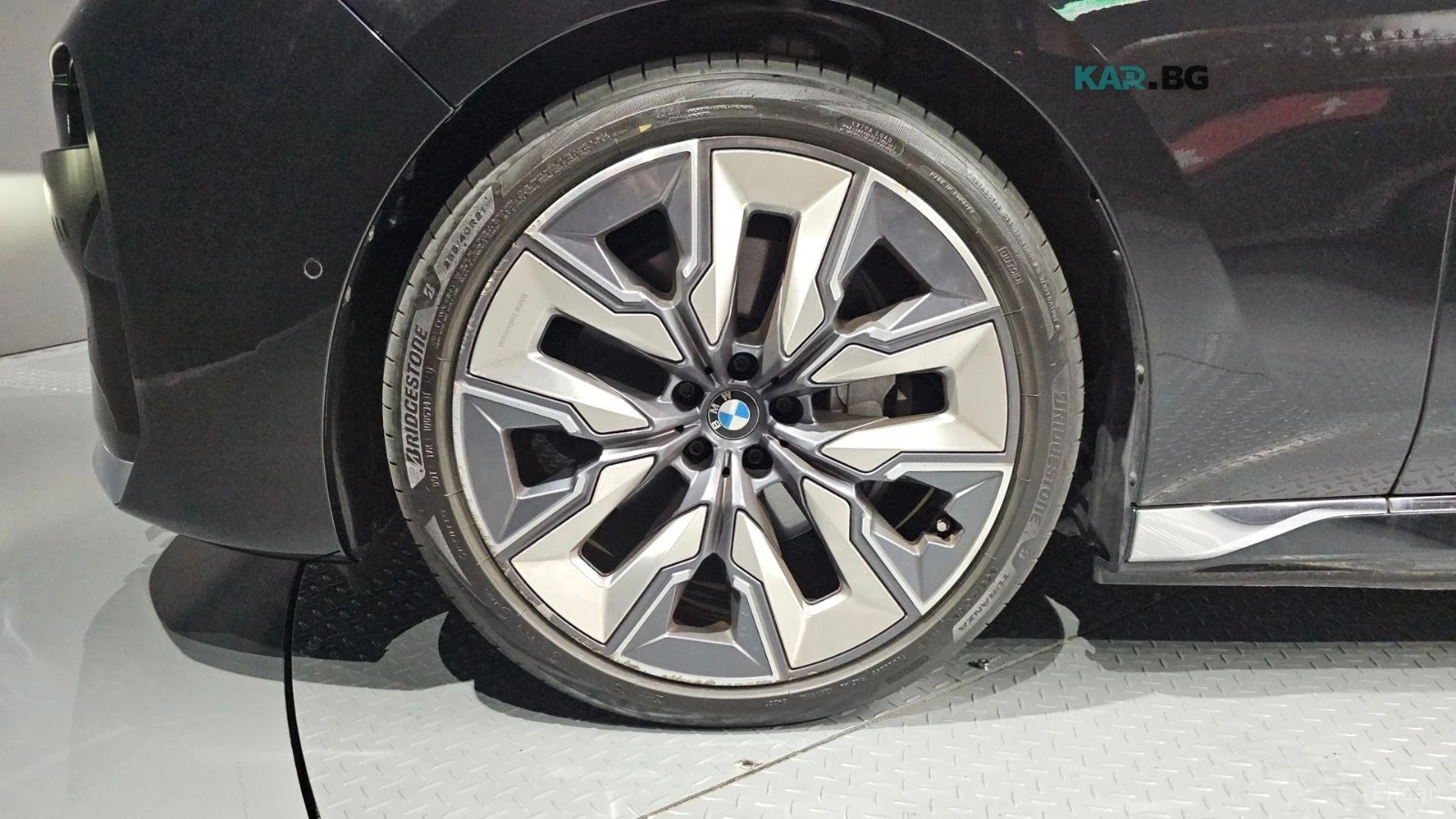 BMW i7 xDrive60| Pure Excellence| Executive Lounge| Theat, снимка 5 - Автомобили и джипове - 56096994
