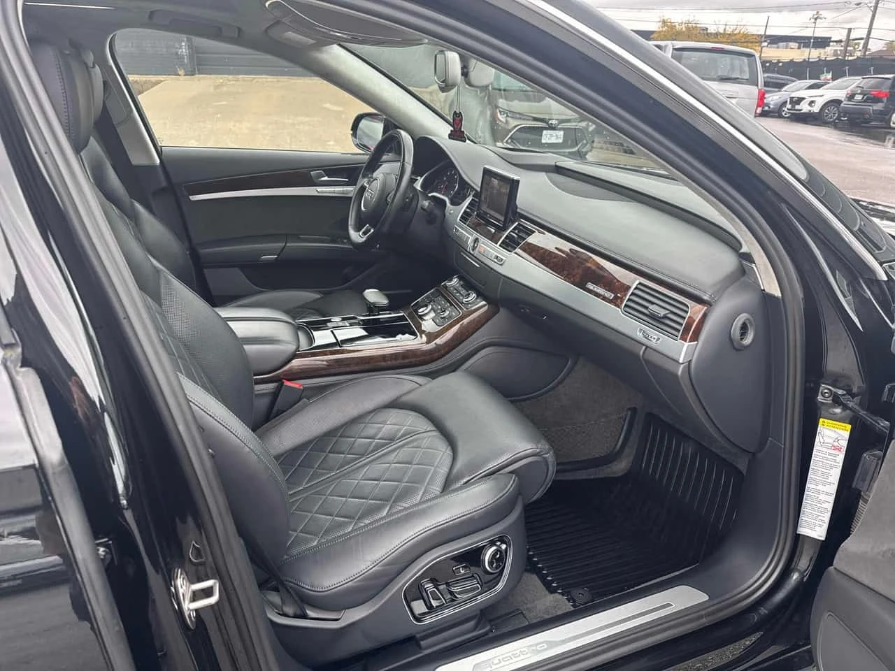 Audi A8 * 4.0T * CARFAX * ���� �� �� | Mobile.bg � ����������� 6