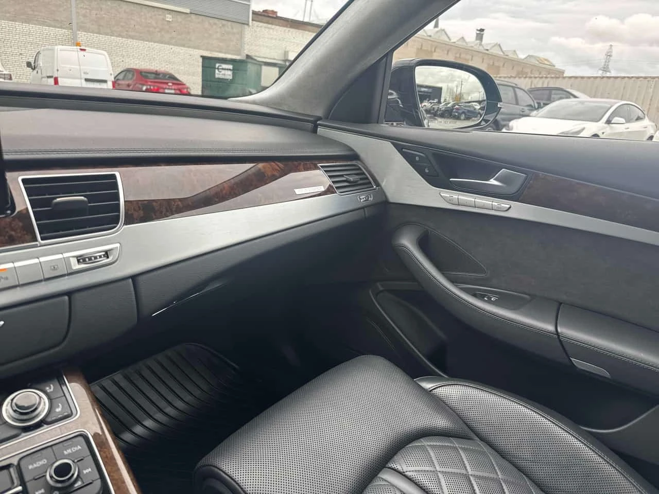 Audi A8 * 4.0T * CARFAX * ���� �� �� | Mobile.bg � ����������� 12