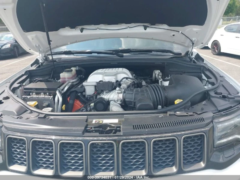 Jeep Grand cherokee 6.2L V-8 SUPERCHARGER, 707HP 4X4 Drive, снимка 14 - Автомобили и джипове - 46916881