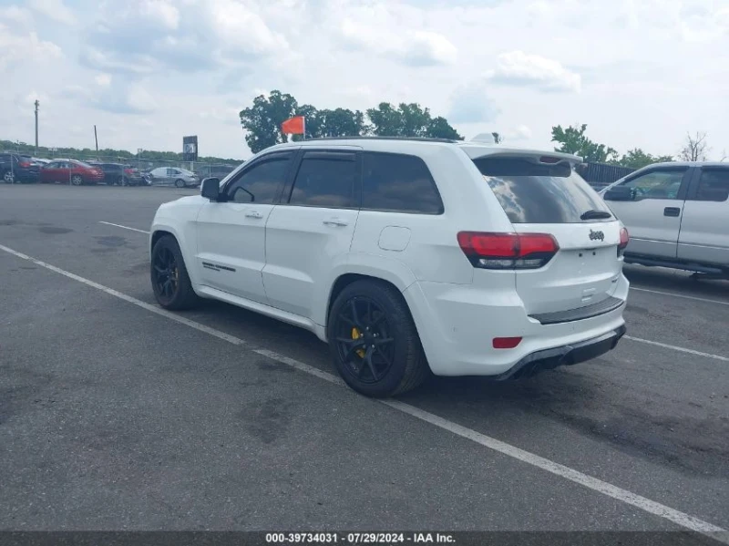 Jeep Grand cherokee 6.2L V-8 SUPERCHARGER, 707HP 4X4 Drive, снимка 7 - Автомобили и джипове - 46916881