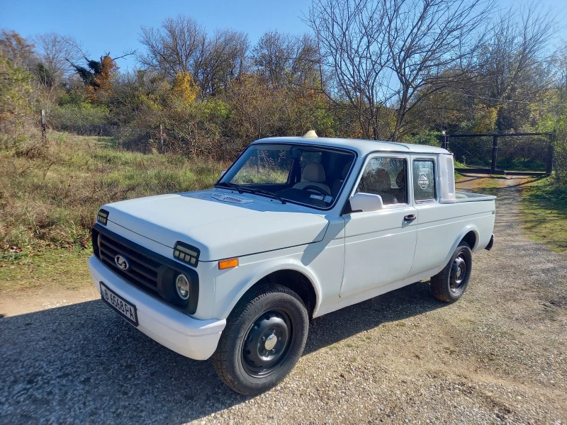 Lada Niva, снимка 1 - Автомобили и джипове - 48071477