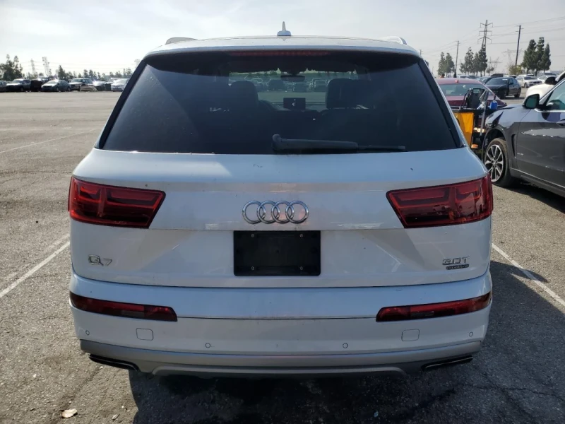 Audi Q7, снимка 5 - Автомобили и джипове - 49301077