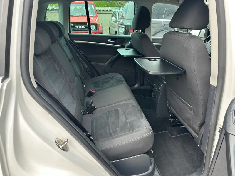 VW Tiguan 2.0tdi 4MOTION, снимка 12 - Автомобили и джипове - 49845946
