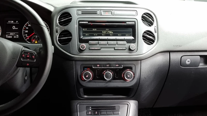 VW Tiguan 2.0TDI COMFORT autogeorge.com, снимка 13 - Автомобили и джипове - 51937276