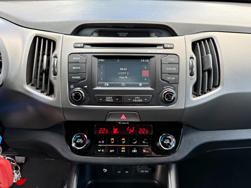 Kia Sportage 1.7CRDI КАМЕРА ЕВРО-5Б, снимка 10 - Автомобили и джипове - 52021422