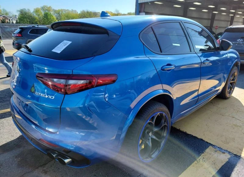 Alfa Romeo Stelvio QUADRIFOGLIO CARFAX АВТО КРЕДИТ , снимка 4 - Автомобили и джипове - 49514840