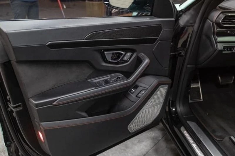 Lamborghini Urus 4.0 V8 MANSORY - изображение 10