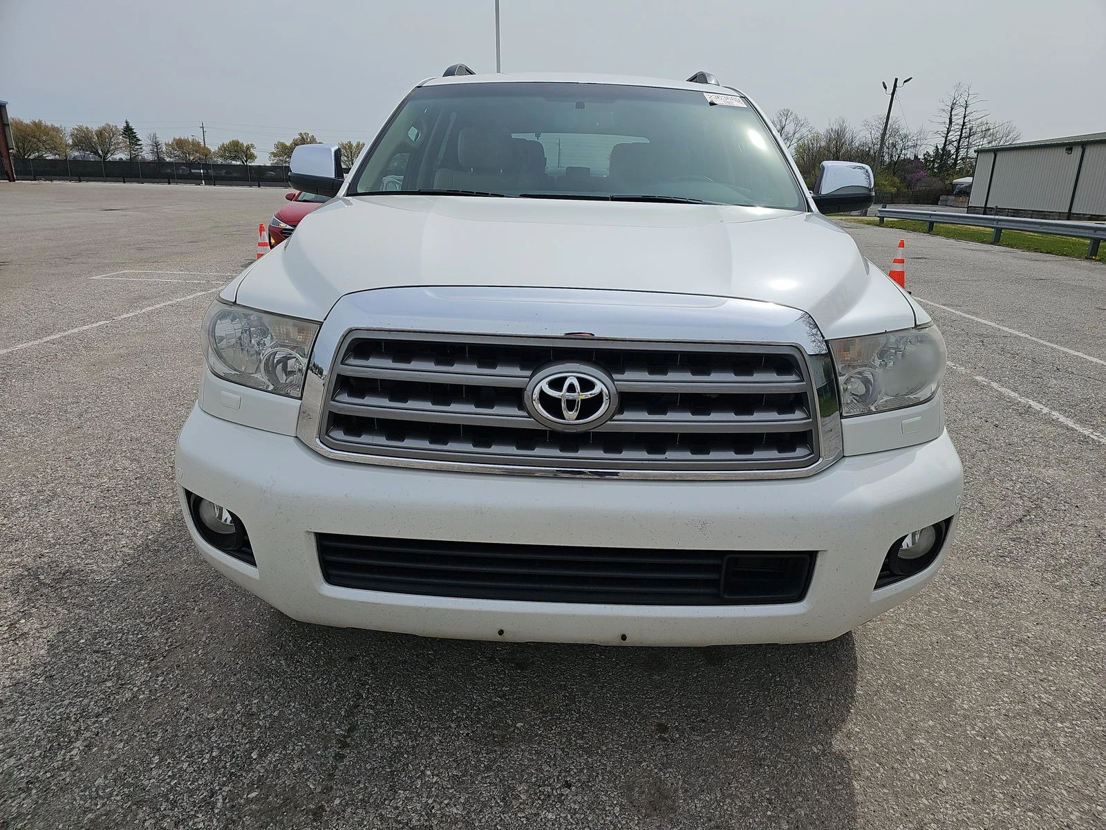 Toyota Sequoia PLATINUM 5.7 Обдух* JBL* Кожа* Подгрев* Дистроник* - изображение 2