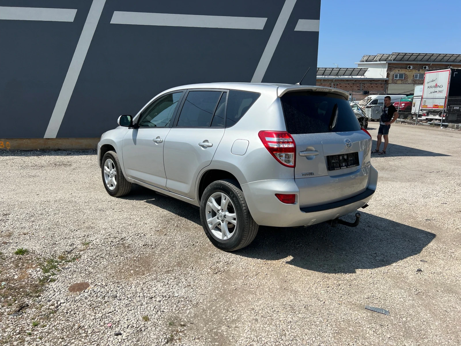 Toyota Rav4 2.2 D4D - изображение 5