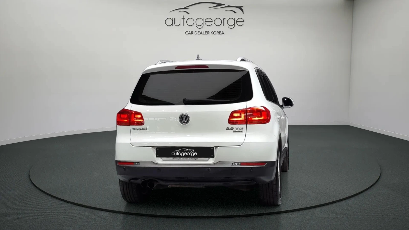 VW Tiguan 2.0TDI COMFORT - изображение 4
