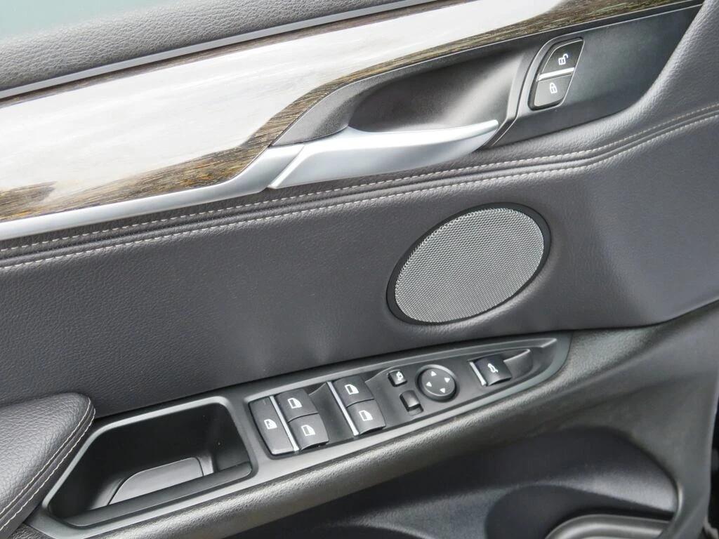 BMW X5 * AWD xDrive35d DIESEL w/Collision Assist HUD Pano | Mobile.bg   11